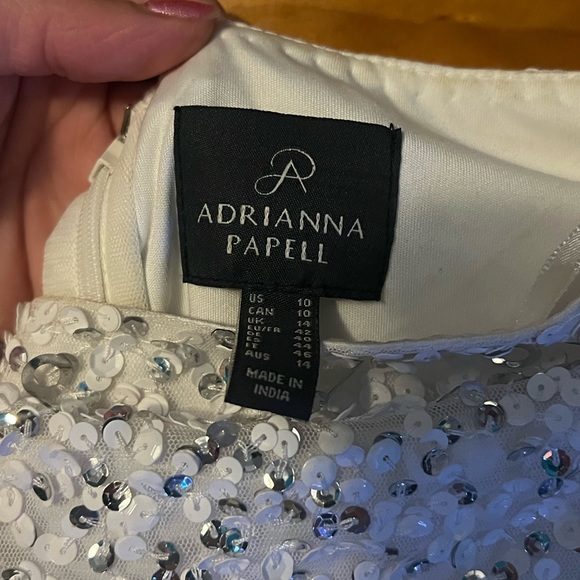 Adriana Papell ivory/silver sequin & beaded dress! - Picture 3 of 5